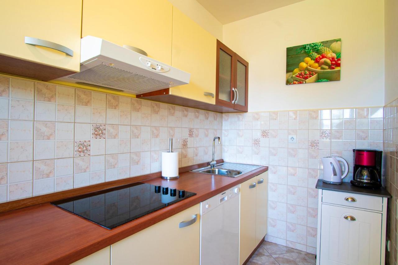 Apartman Luka Фажана Экстерьер фото